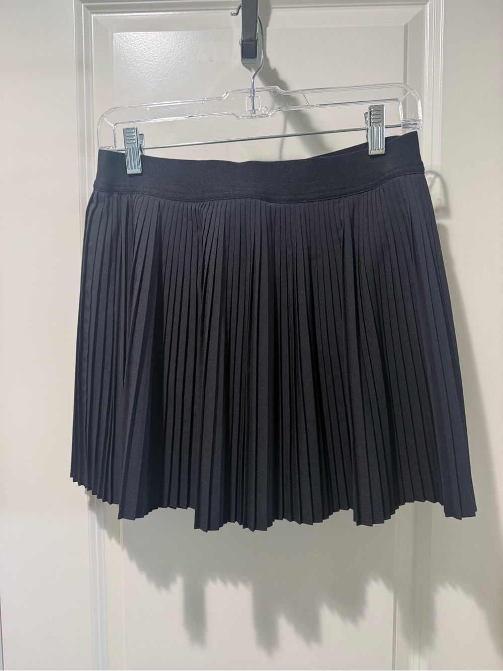 Old Navy Pleated A-Line Skirt tennis skirt in Black